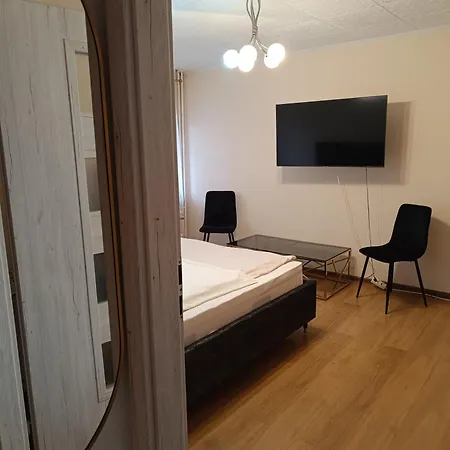 Mieszkanie, Blisko Stadionu Tarczynski Arena, Blisko Hala Orbita Апартаменты