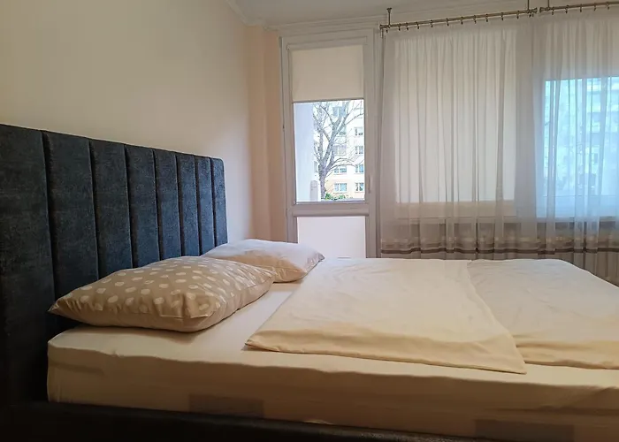 Апартаменты Mieszkanie, Blisko Stadionu Tarczynski Arena, Blisko Hala Orbita